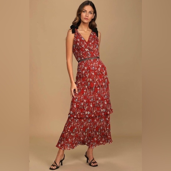 Lulus. Such Sophistication Rust Red Floral Print Pleated Maxi Dress. Medium - Picture 1 of 15